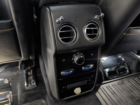 Used 2021 Rolls-Royce Cullinan AWD/4WD image 35
