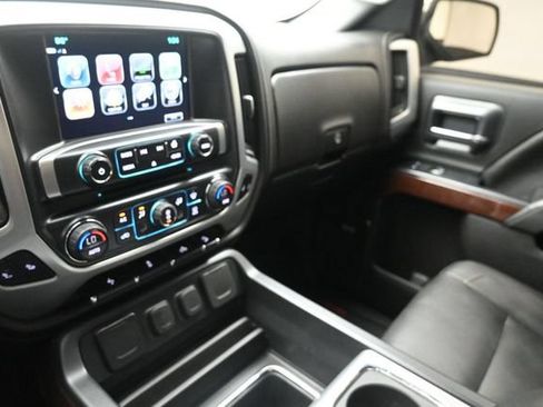 Used 2018 GMC Sierra 1500 SLT w/ SLT Premium Package AWD/4WD image 28