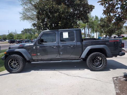 Used 2020 Jeep Gladiator Sport w/ Quick Order Package 24S image 7