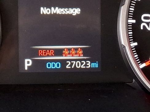 Certified 2021 Toyota RAV4 XLE image 18