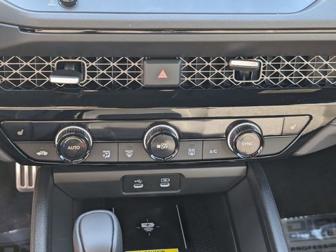 Certified 2025 Honda Accord Sport image 25