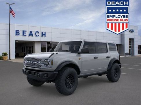 New 2026 Ford Bronco Badlands AWD/4WD image 1