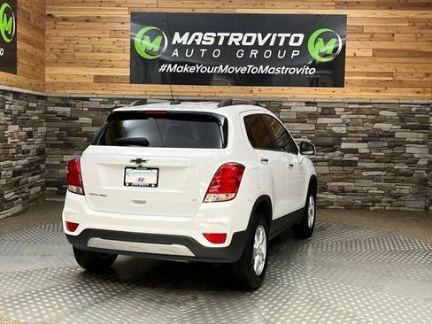 Used 2020 Chevrolet Trax LT w/ LT Convenience Package AWD/4WD image 9
