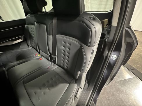 New 2026 Kia EV9 Wind image 30