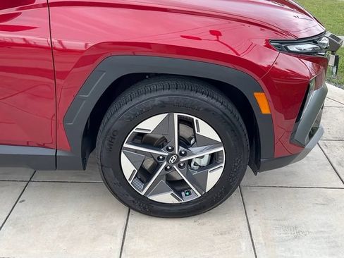 Used 2026 Hyundai Tucson SEL FWD image 13