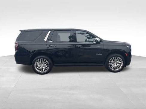 Used 2023 Chevrolet Tahoe Premier w/ Premium Package image 6