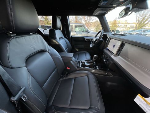 New 2025 Ford Bronco Outer Banks image 26