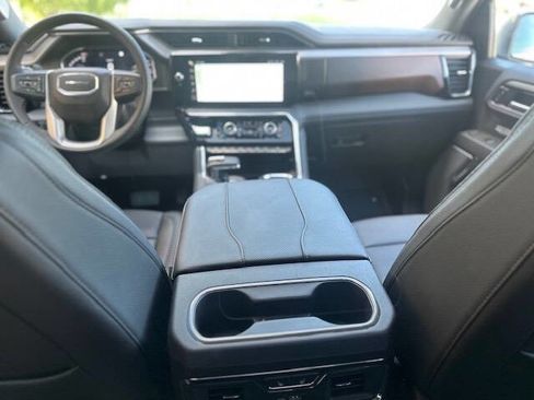 Used 2024 GMC Sierra 1500 Denali w/ Denali Reserve Package image 16