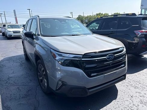 Used 2025 Subaru Forester Touring AWD/4WD image 1