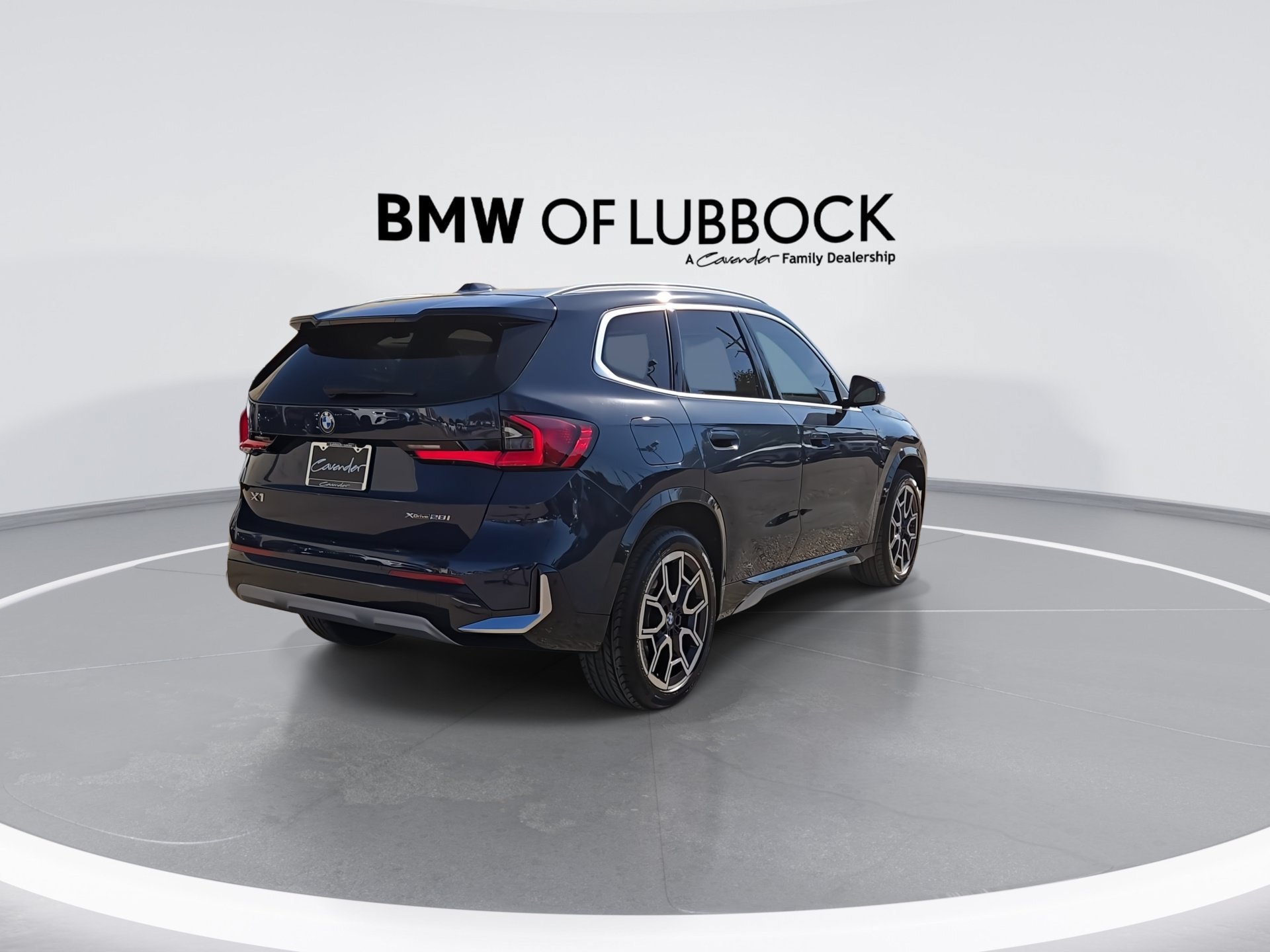 Used 2026 BMW X1 xDrive28i w/ Technology Package AWD/4WD image 8