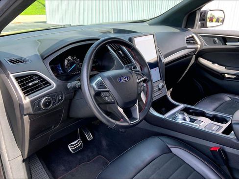 Used 2023 Ford Edge ST-Line AWD/4WD image 13