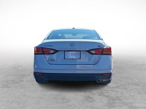 Used 2023 Nissan Altima 2.5 SR FWD image 5