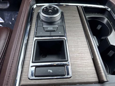 Used 2024 Ford Expedition Limited RWD image 37
