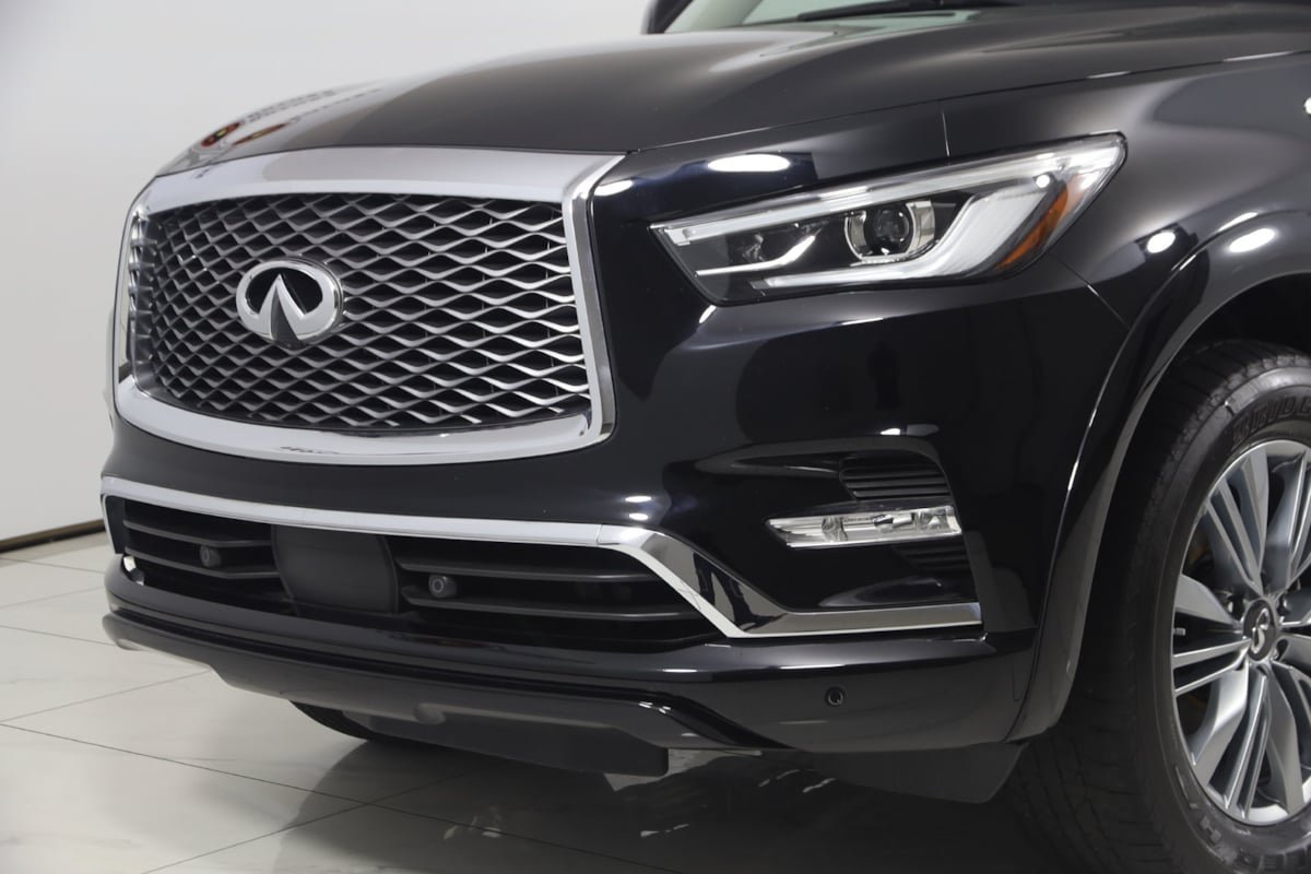 Used 2022 INFINITI QX80 Luxe w/ Cargo Package AWD/4WD image 46