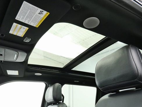 Used 2021 Ford F150 Lariat w/ Equipment Group 502A High image 36