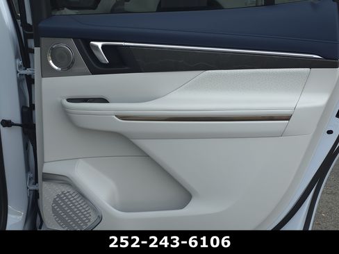 Used 2026 Buick Enclave Avenir w/ Super Cruise Package FWD image 48
