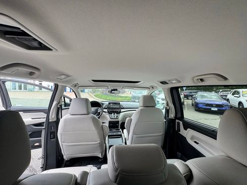 New 2026 Honda Odyssey EX-L image 12