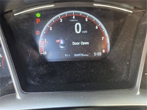 Used 2020 Honda Civic Sport image 15