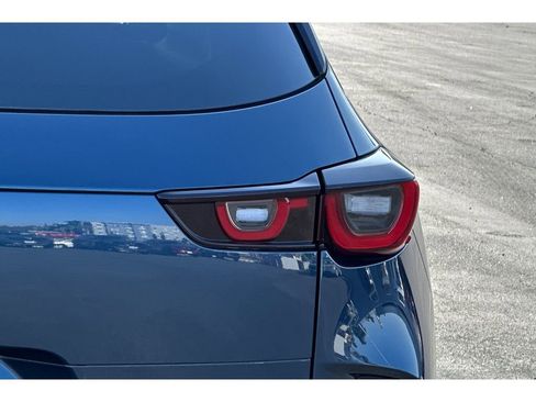 Certified 2025 MAZDA CX-50 AWD 2.5 S w/ Cargo Package image 17