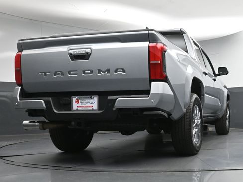 Used 2024 Toyota Tacoma Limited image 23