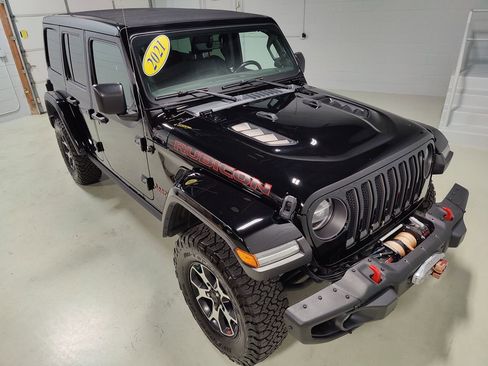 Used 2021 Jeep Wrangler Unlimited Rubicon image 2
