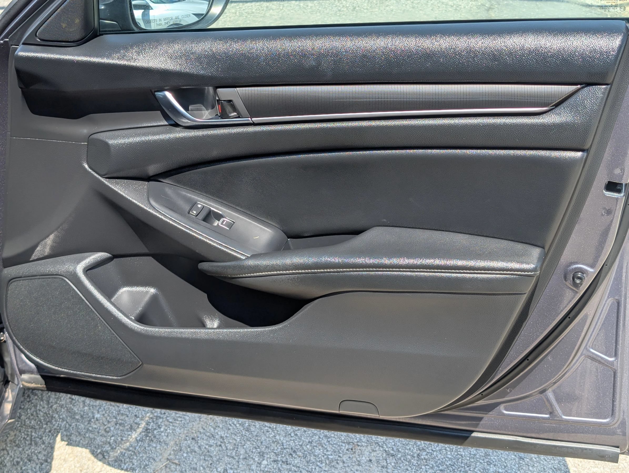 Used 2019 Honda Accord Sport image 38