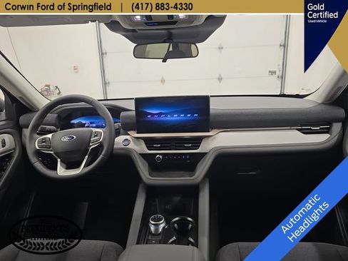 Used 2026 Ford Explorer Active AWD/4WD image 13