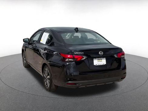 Used 2025 Nissan Versa SV FWD image 9