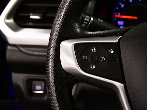 Used 2023 GMC Acadia SLE w/ Driver Convenience Package AWD/4WD image 19