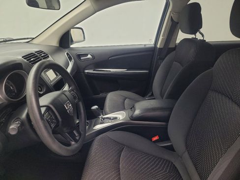 Used 2018 Dodge Journey SE FWD image 17