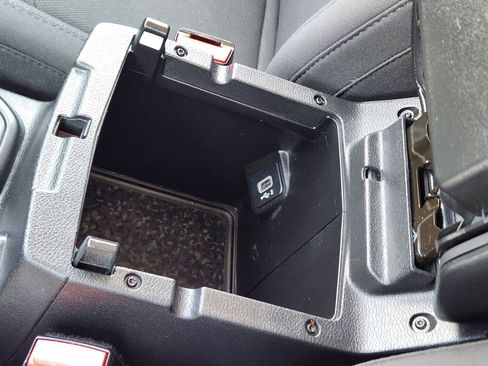 Used 2023 Jeep Wrangler Unlimited w/ Cold Weather Group AWD/4WD image 21