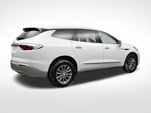 Certified 2022 Buick Enclave Essence image 5