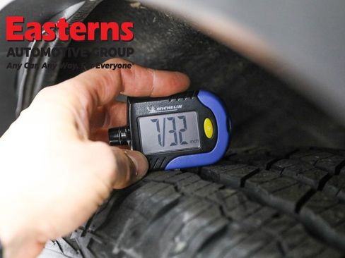 Used 2024 Ford Explorer 4WD image 26