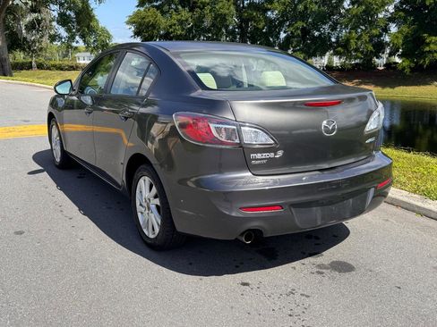 Used 2013 MAZDA MAZDA3 i Touring image 10