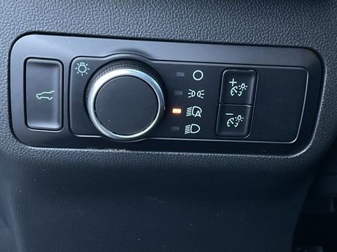 Used 2023 Ford Escape ST-Line image 24