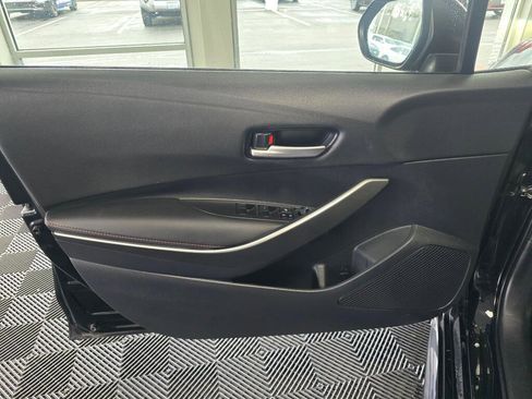 Certified 2023 Toyota Corolla SE w/ SE Package image 20