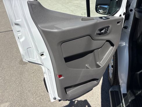 Used 2025 Ford Transit 250 Low Roof w/ Exterior Upgrade Package RWD image 12