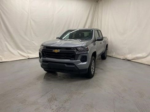 Certified 2023 Chevrolet Colorado LT image 2