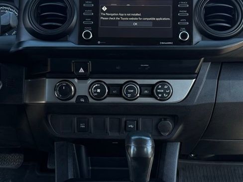 Used 2020 Toyota Tacoma SR image 20