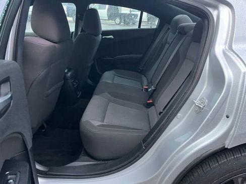 Used 2020 Dodge Charger SXT w/ Blacktop Package image 27