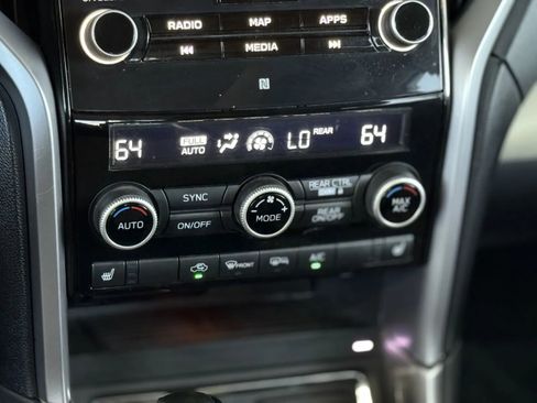 Used 2021 Subaru Ascent Limited w/ Technology Package image 35