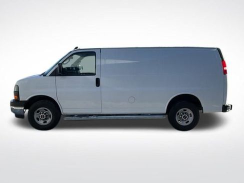 Certified 2024 GMC Savana 2500 Work Van 3D Cargo Van w/ Driver Convenience Package image 4