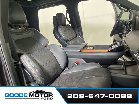 Used 2022 Lincoln Navigator L Black Label AWD/4WD image 24