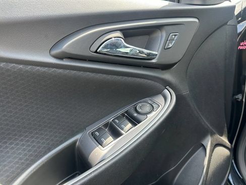Used 2024 Chevrolet Malibu LT FWD image 19