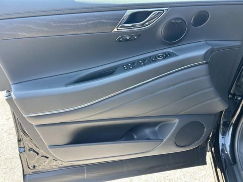 New 2026 Genesis GV80 3.5T Prestige AWD/4WD image 18