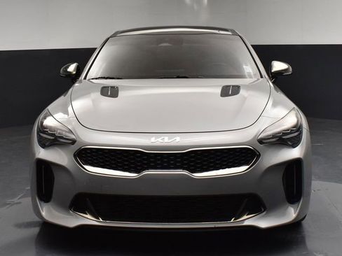 Used 2022 Kia Stinger GT1 AWD/4WD image 3