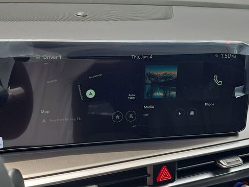New 2026 Kia Sorento EX FWD image 24