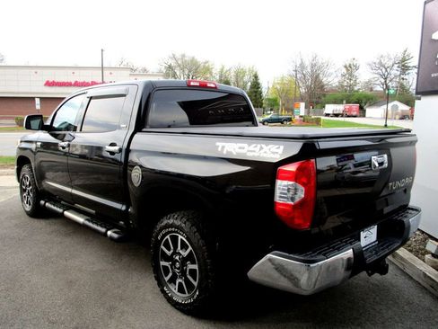 Used 2015 Toyota Tundra SR5 w/ TRD Off Road Package AWD/4WD image 9