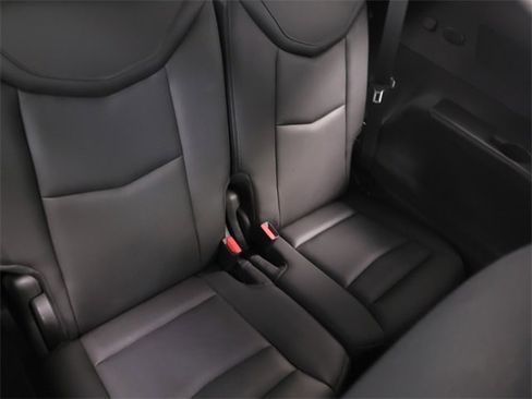 Used 2023 Cadillac XT6 Luxury image 16