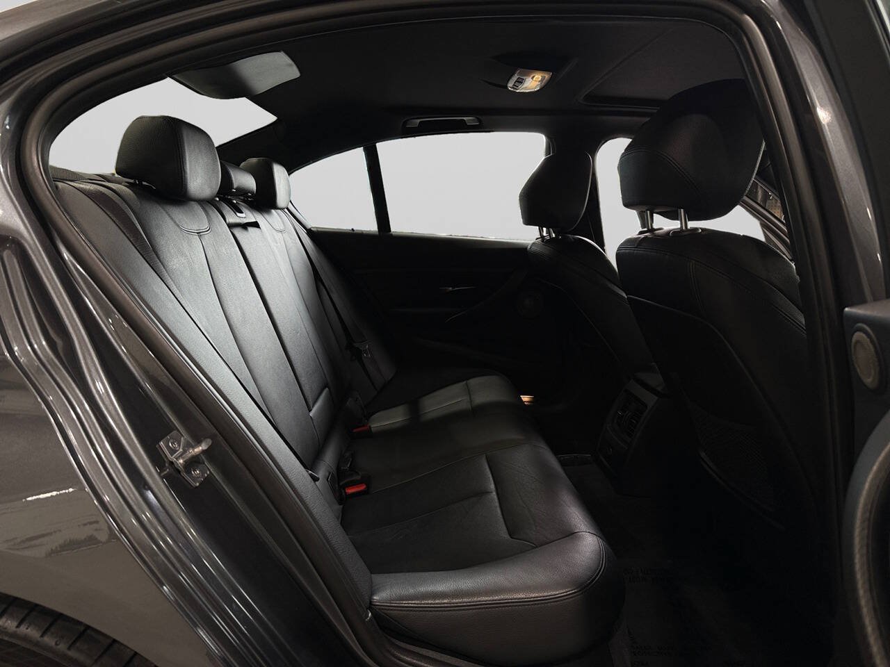 Used 2014 BMW 335i Sedan RWD image 18